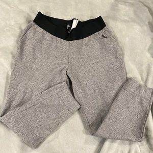 Adidas woman’s sweatpants size medium